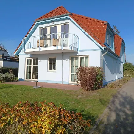 An Den Boddenwiesen I *