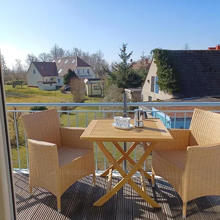 An Den Boddenwiesen I *